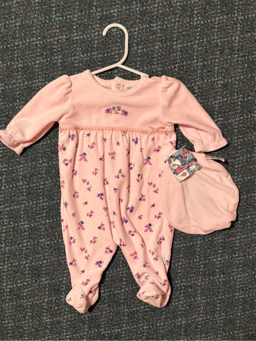 Vintage Little Me Pink Floral Velour Footed Pajamas & Hat Set NWT 3M